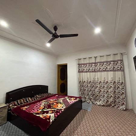 Hotel Reshi Srinagar  Luaran gambar